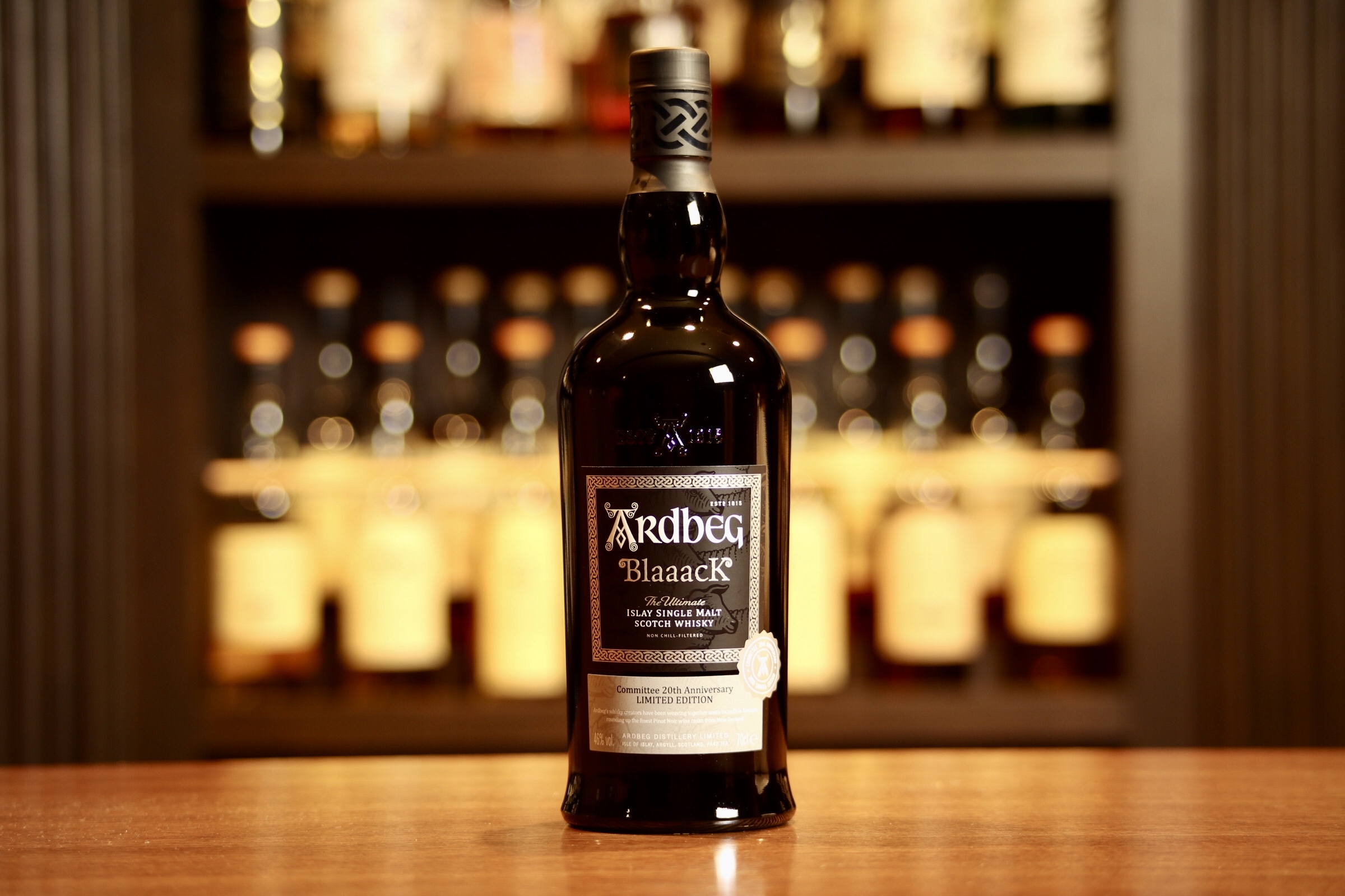 ARdbeg（アードベッグ）Blaaack ブラック 46度 700ml 【春夏新色