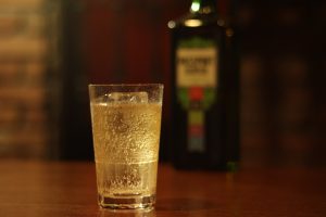 ハイボールの写真 BAR ALBA バー・アルバ / Highball whisky photo at BAR ALBA, Osaka