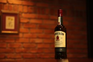 アイルランドウイスキーの写真 BAR ALBA バー・アルバ / Irish whisky photo at BAR ALBA, Osaka